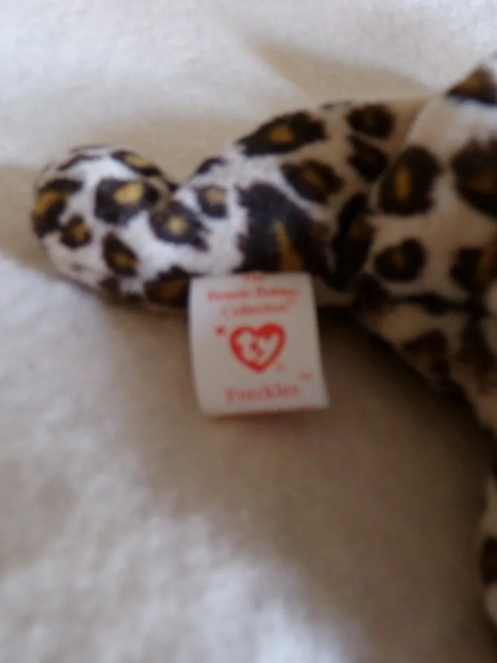 Ty Beanie Baby Freckles the Spotted Leopard Heart Tag with Star